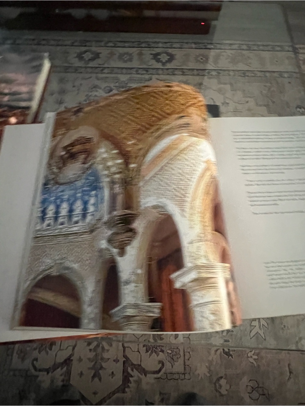 Decor Book - Picture 4 of 10